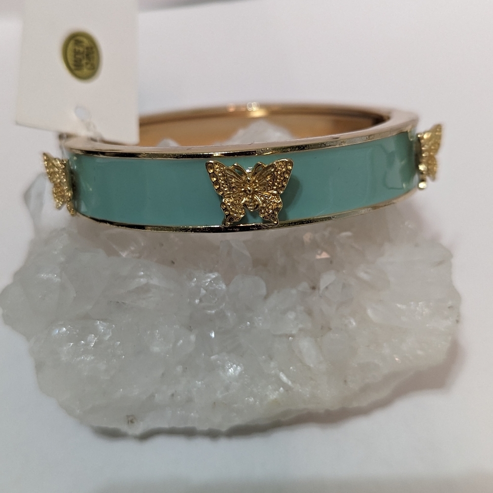 - Butterfly Hinge Bangle - Picture 5 of 9